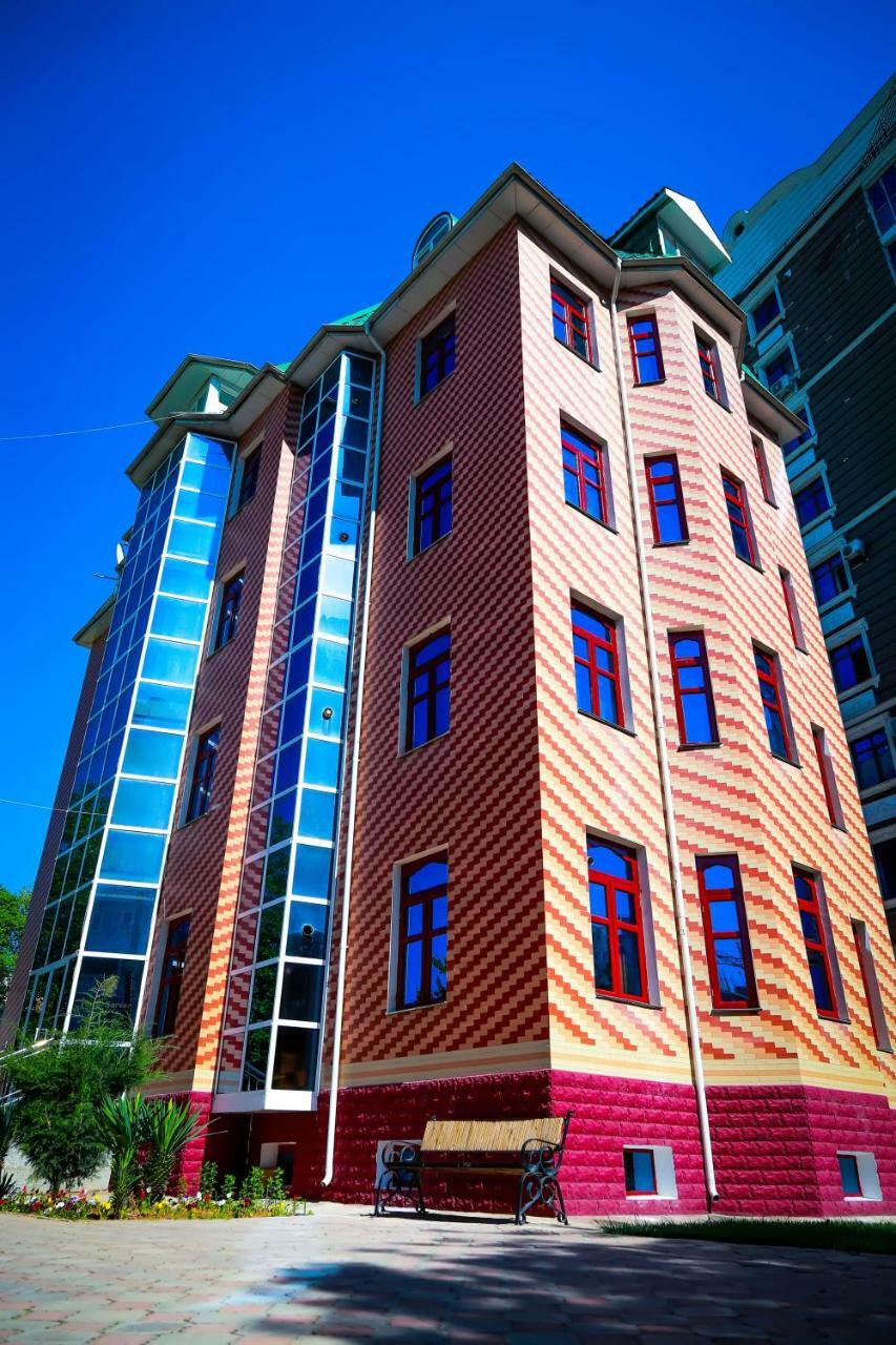 Sarvar Dushanbe Exterior foto